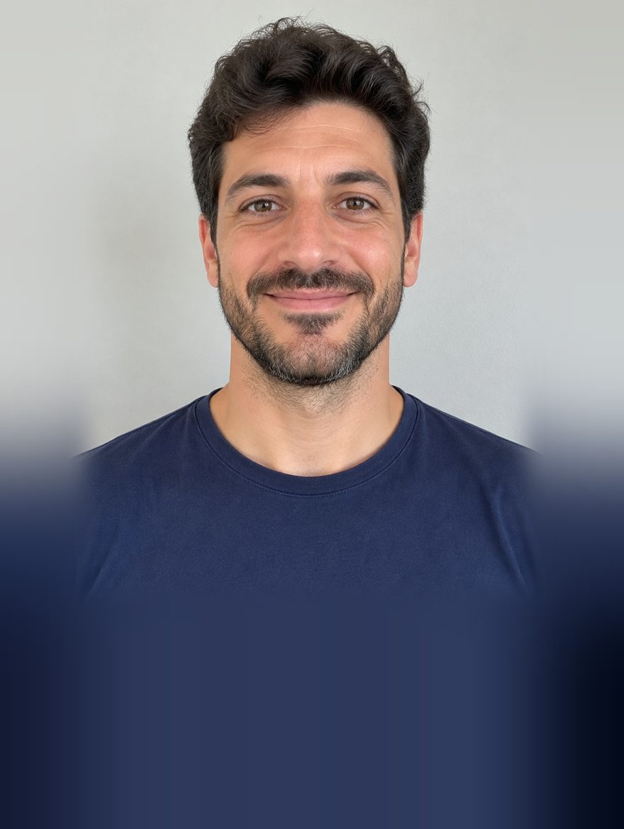 Foto del cliente: ritratto frontale su sfondo chiaro